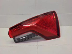 Skoda Scala Lampa Tylna Prawa OE 657945208