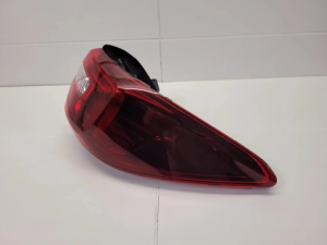 Opel Grandland X Lampa Tylna Prawa OE YP00098280